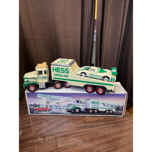 Hess Toy Truck and Car 1988 White Green